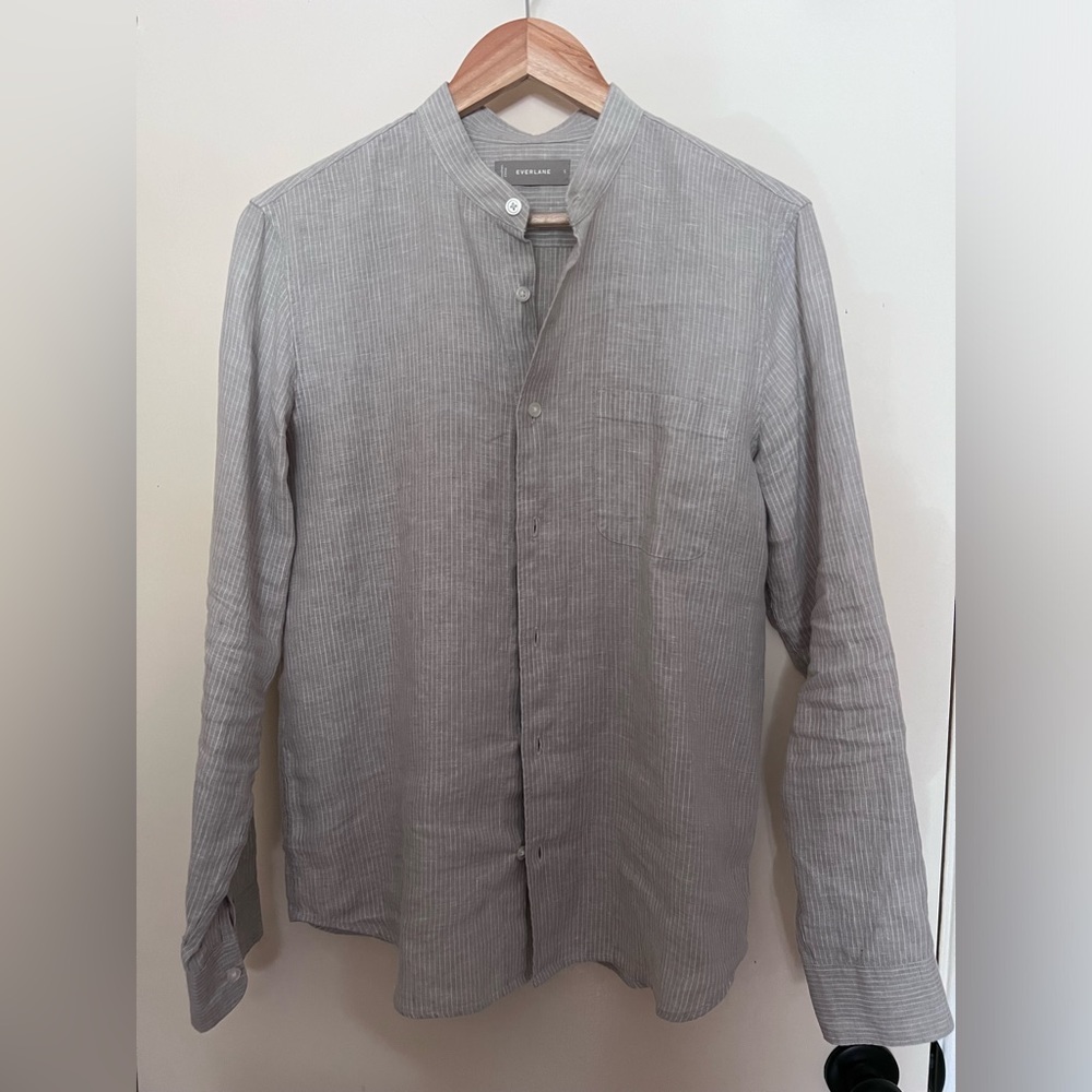 Lightweight button down